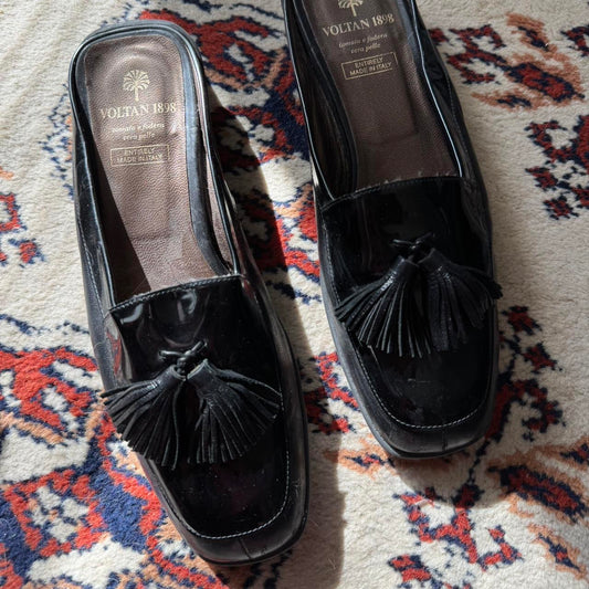Vintage Black Patent Leather Mule Loafers w/ Tassels (W8)