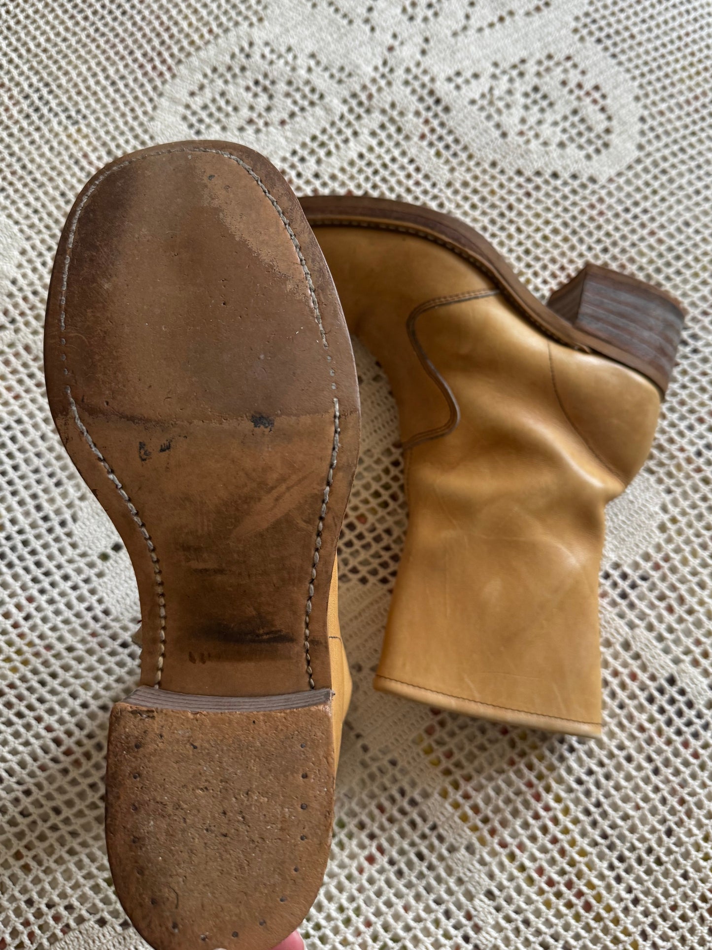 Vintage Ankle Campus Boots (W9)