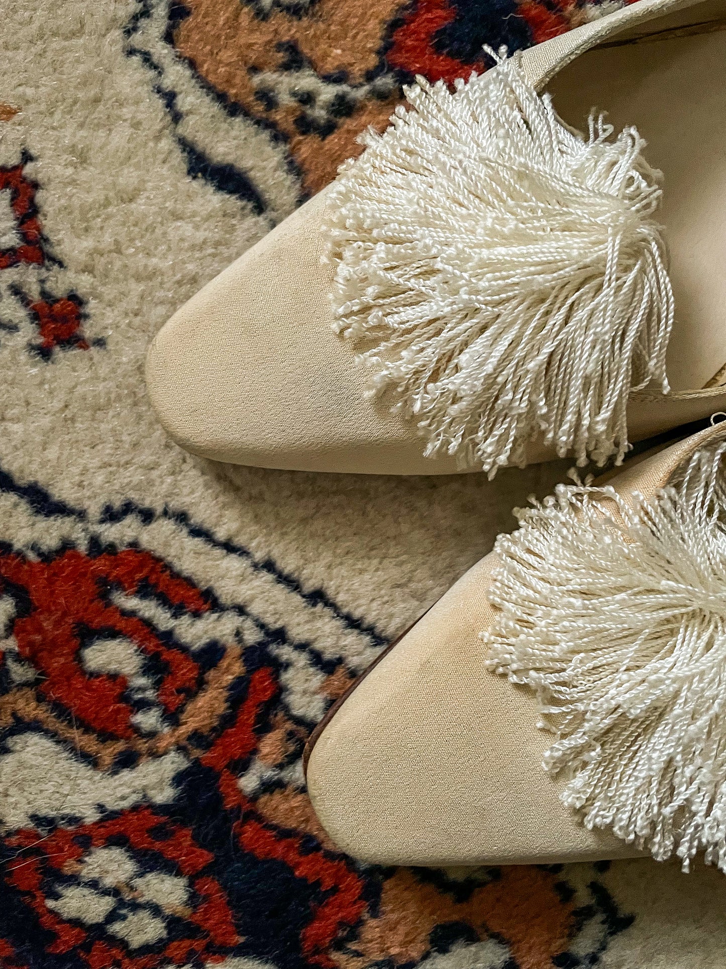 Vintage Cream Manolo Blahnik Mules w/ Pom (8- 8.5)