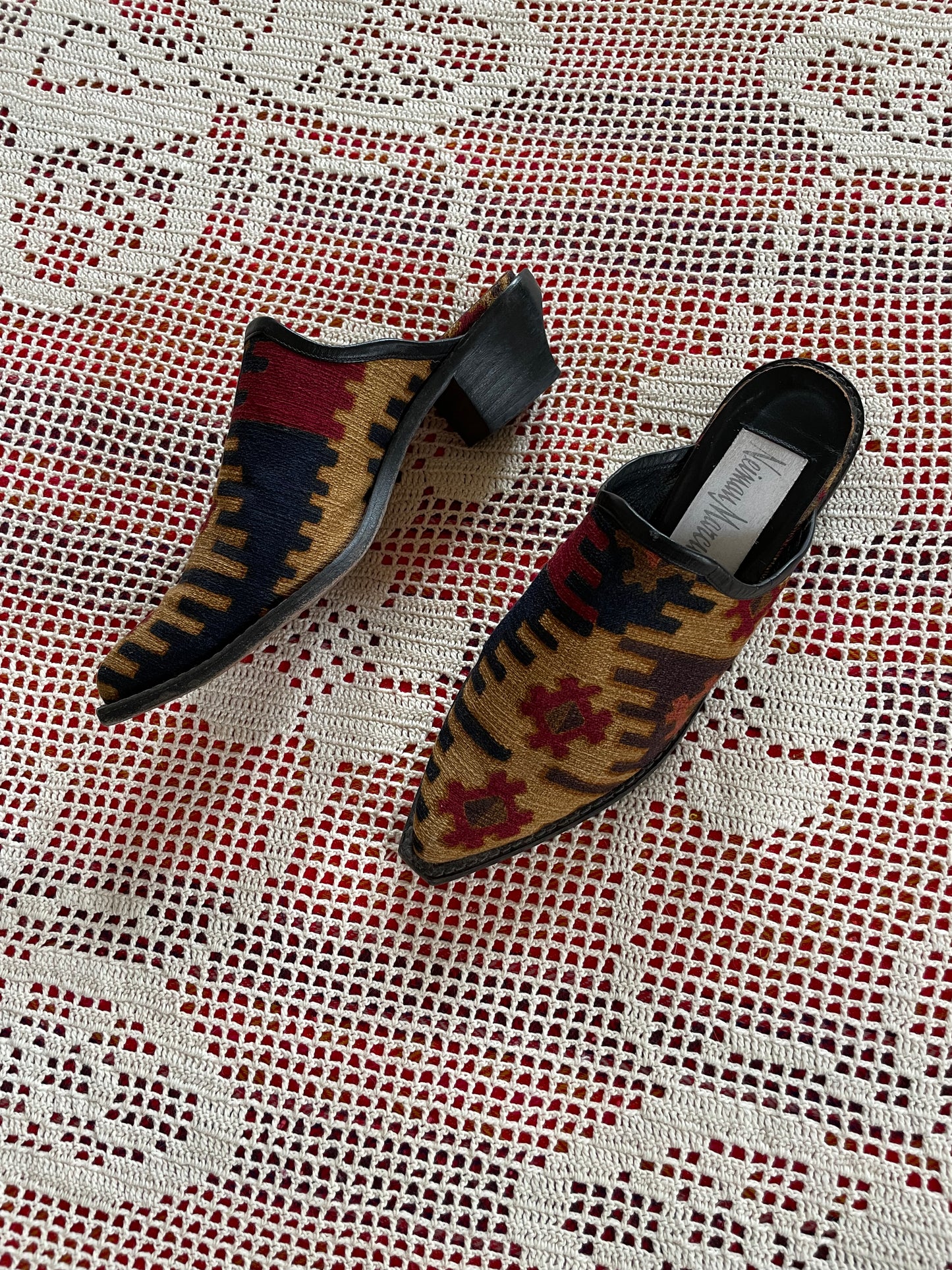 Rare Vintage Neiman Marcus Tapestry Mules (9.5)