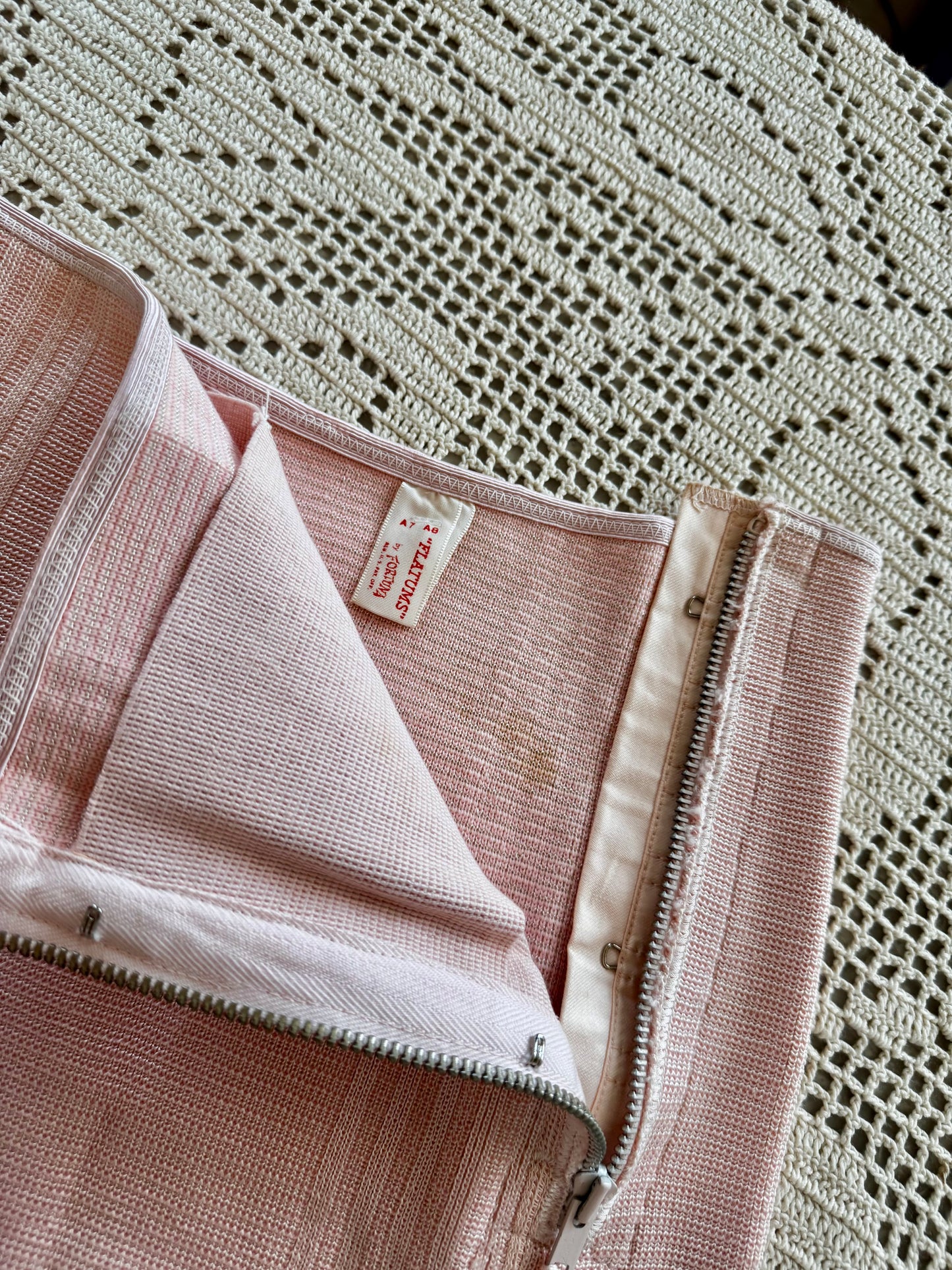 50s Blush Pink Stretchy Girdle Skirt (XS/S)