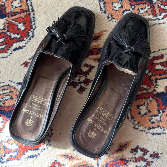 Vintage Black Patent Leather Mule Loafers w/ Tassels (W8)