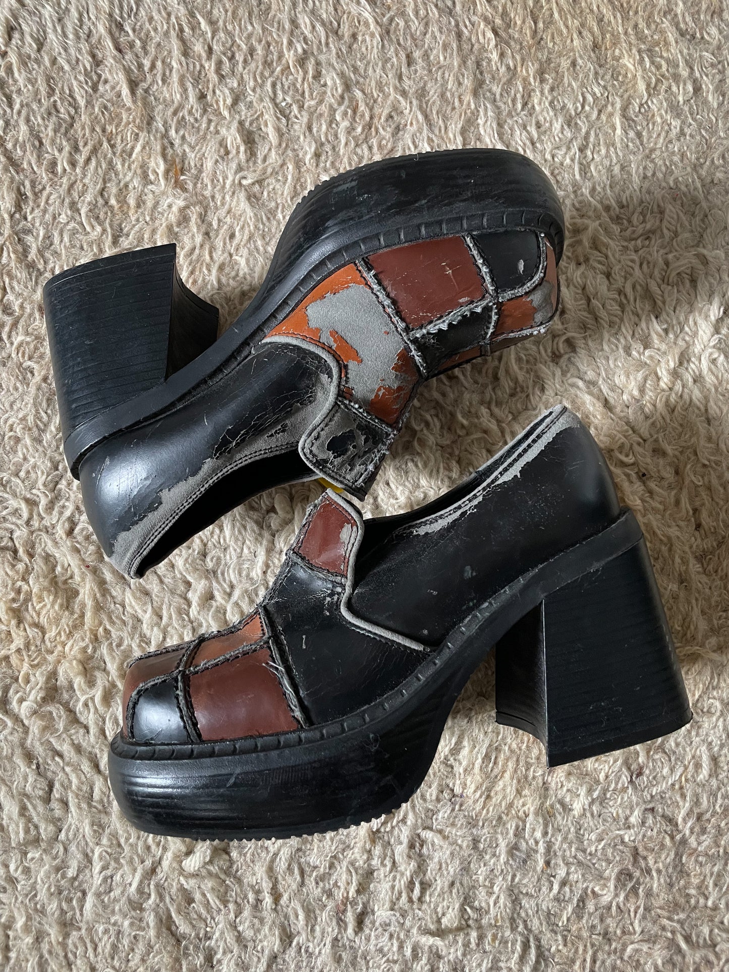 Rare Vintage 90’s Does 70’s Patchwork Platforms (5.5)