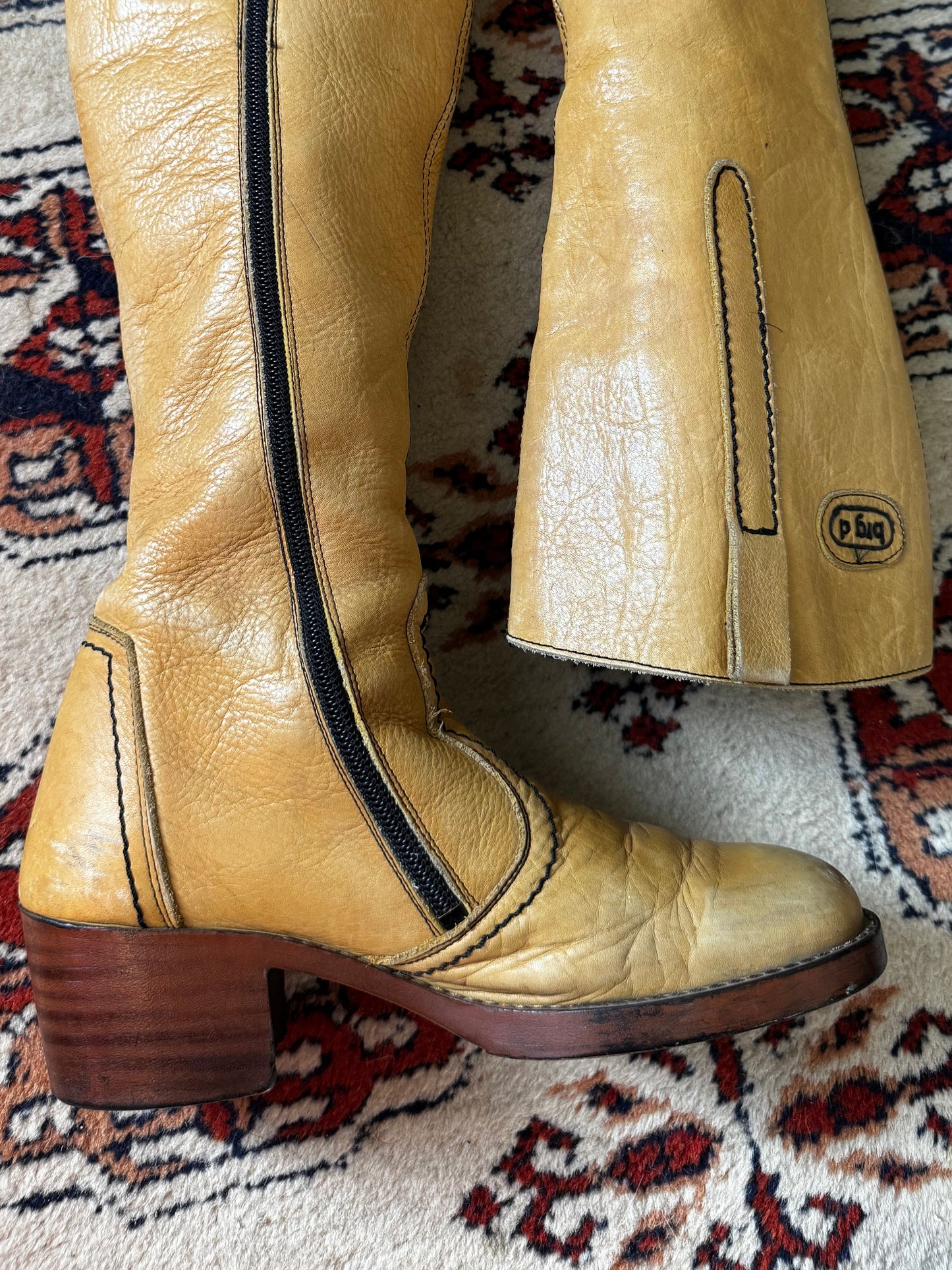 70s Butterscotch Leather Knee High Boots (9)