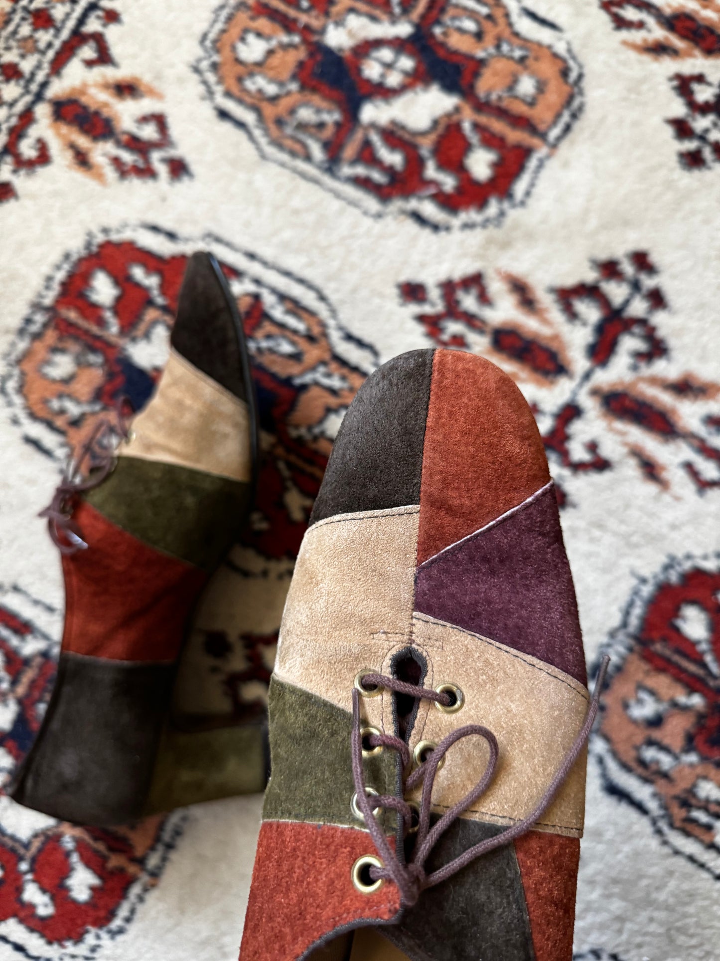 Vintage 60s suede patchwork heeled laceups (9)