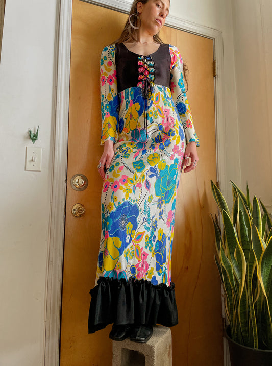 Early 70s Groovy Printed Floral Maxi Dress (S)