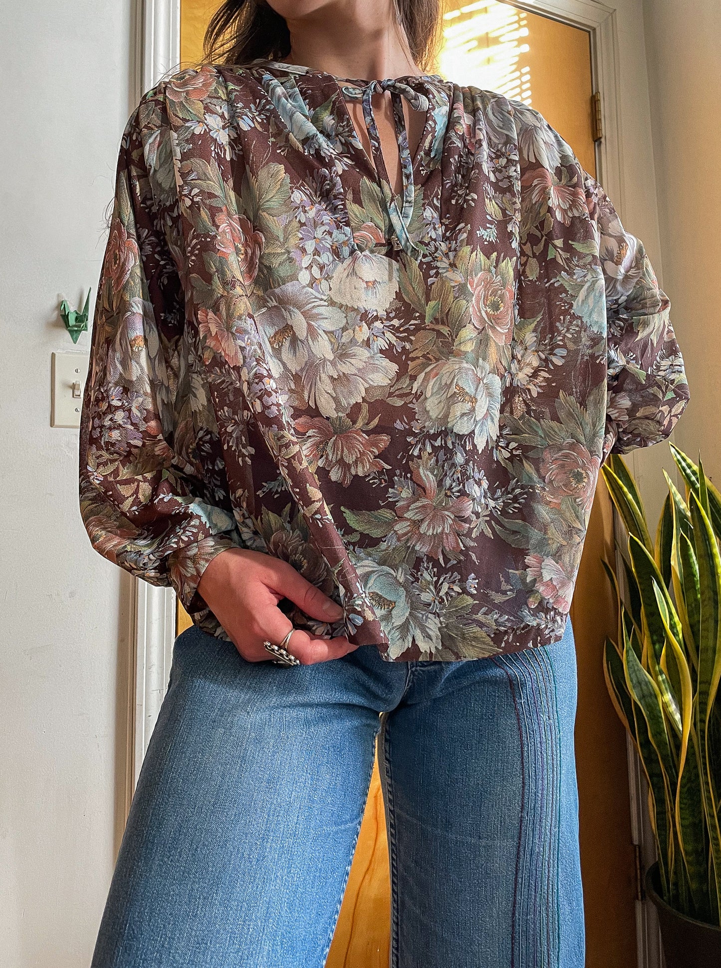 70’s Floral Tie Neckline Blouse (S-M)