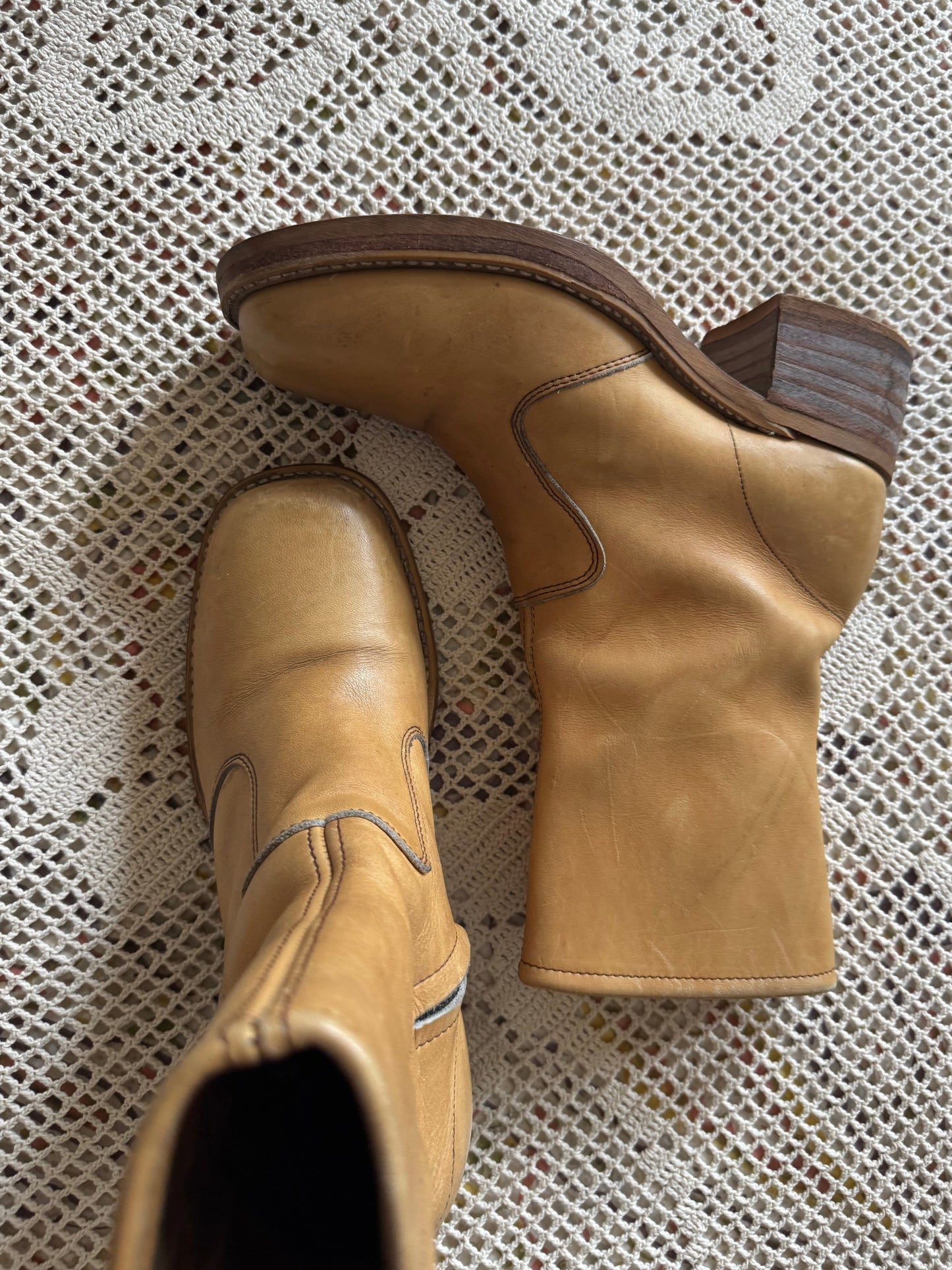 Vintage Ankle Campus Boots (W9)