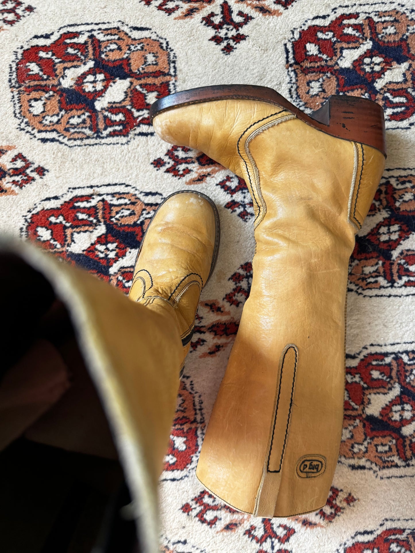 70s Butterscotch Leather Knee High Boots (9)