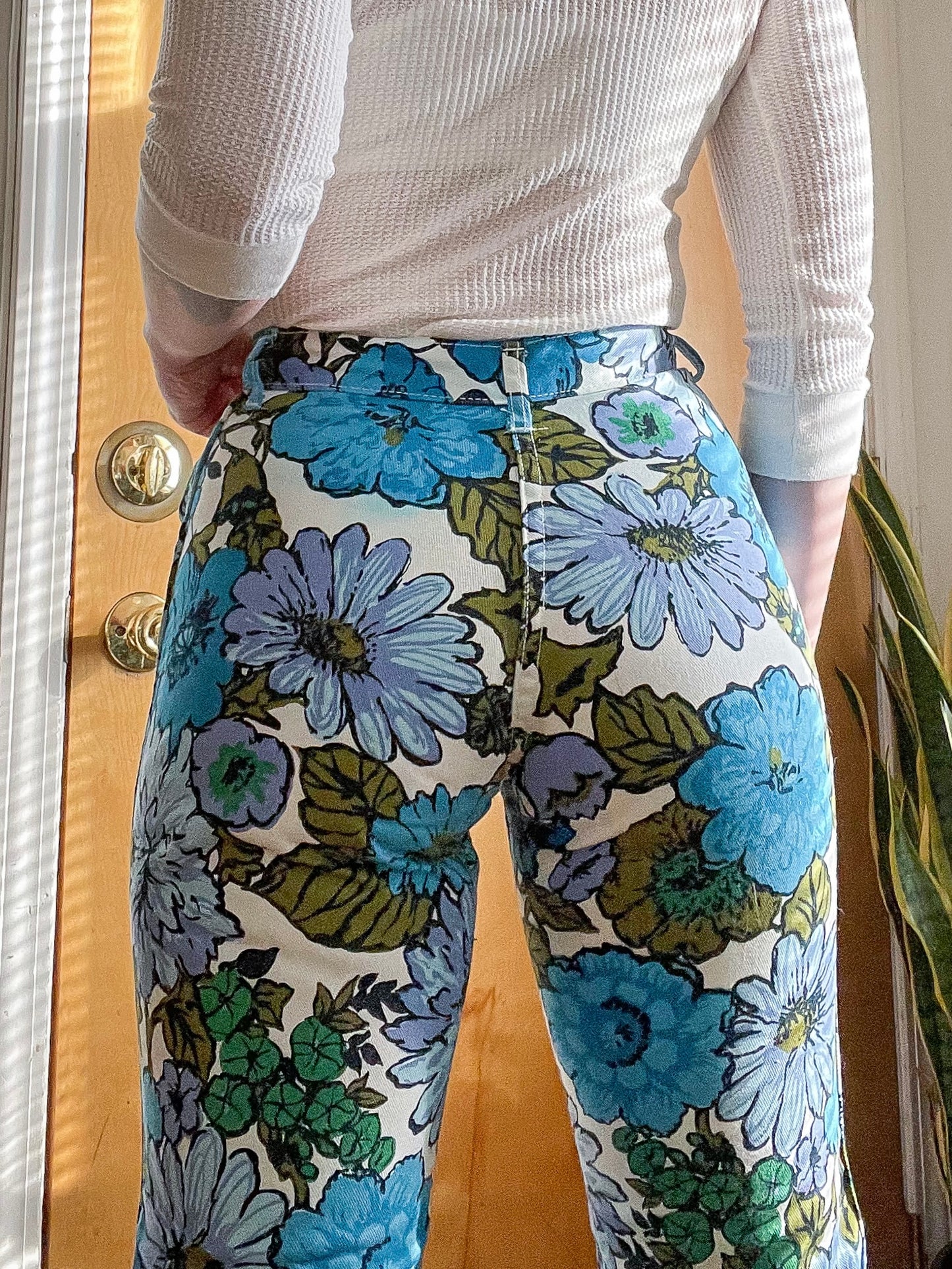 Vintage 60s Sanforized Painted Flower Jeans (25- 26”W)