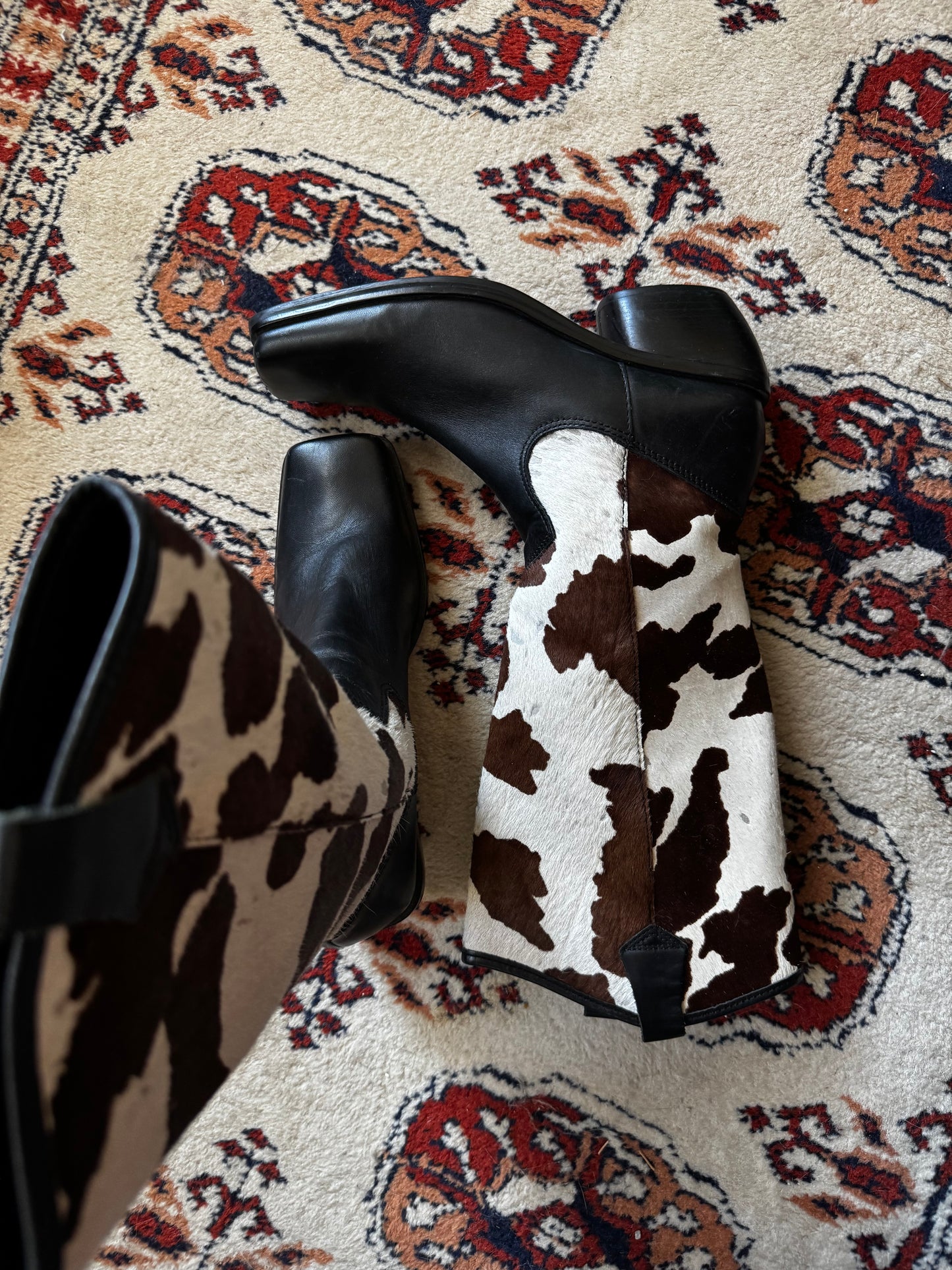 Vintage 90s Cow Print Pony Hair Knee High Boots (9)