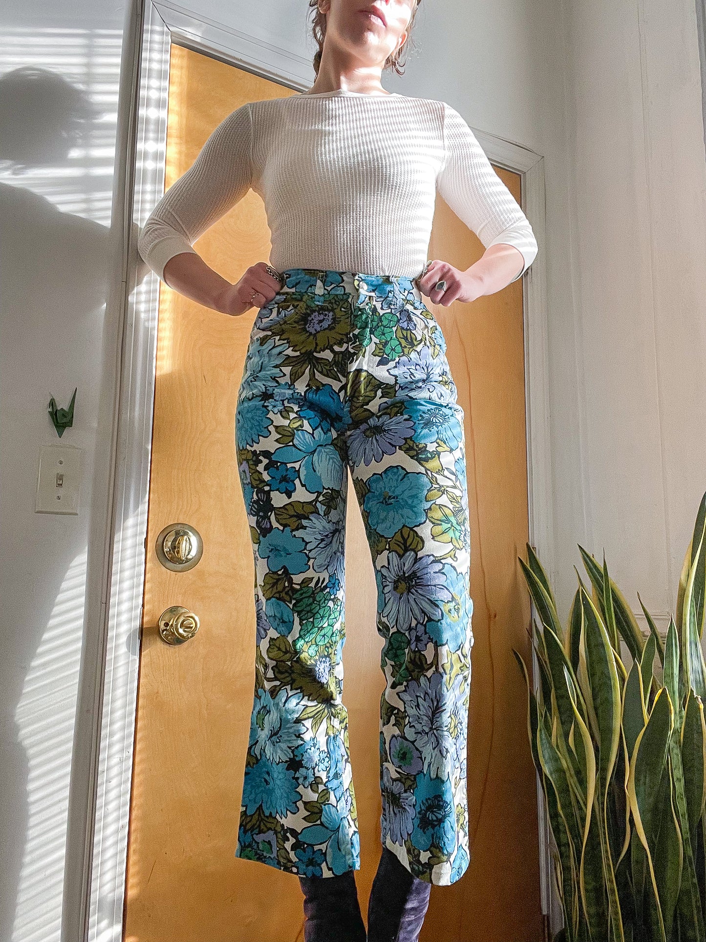 Vintage 60s Sanforized Painted Flower Jeans (25- 26”W)