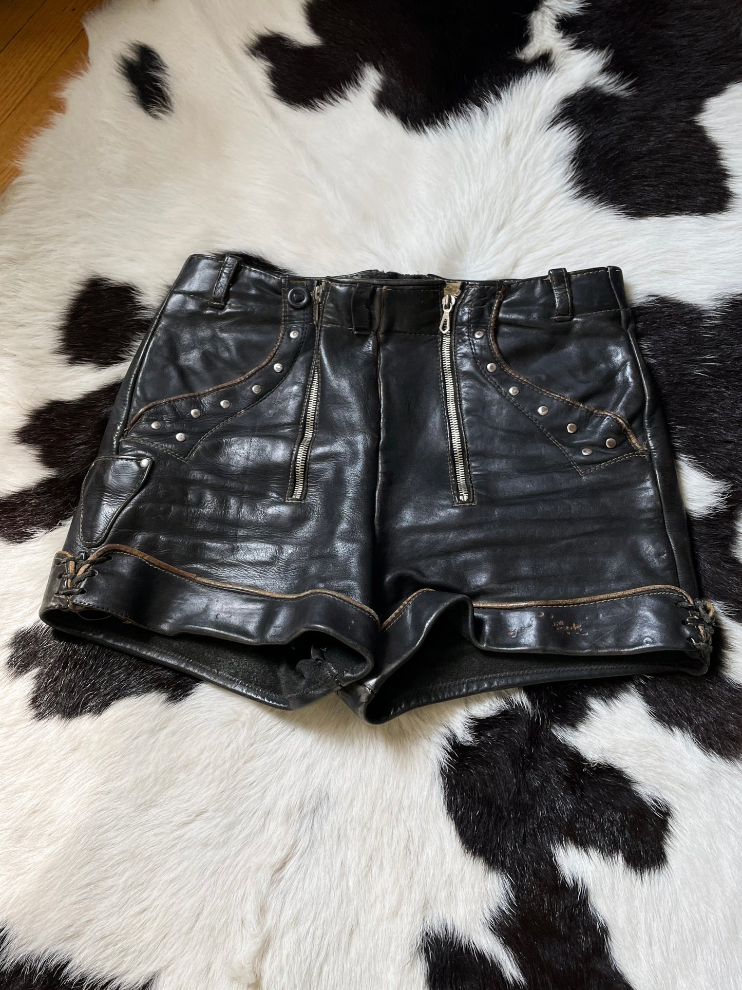 RARE Vintage Double Zipper German Style Leather Shorts (S)