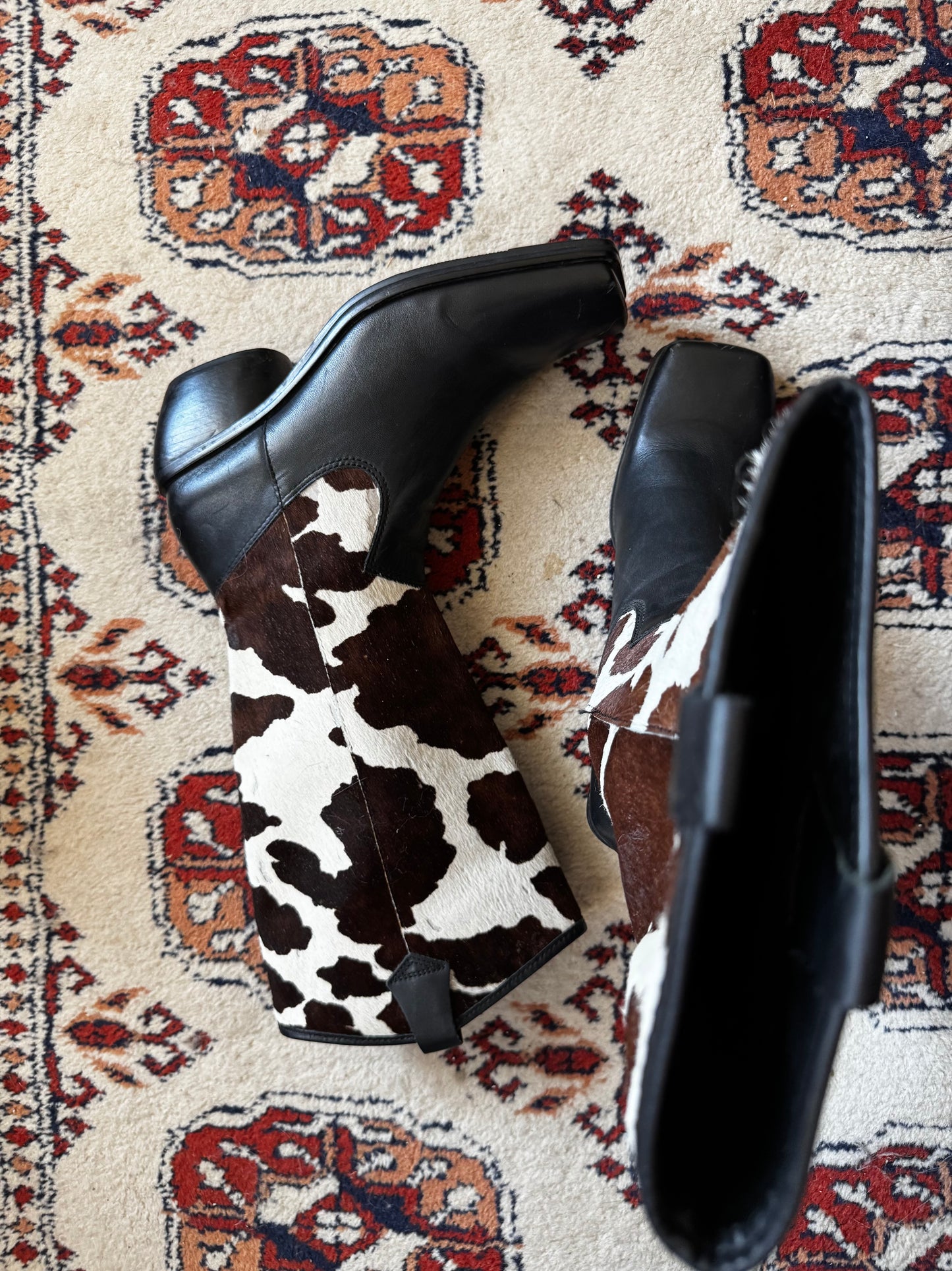Vintage 90s Cow Print Pony Hair Knee High Boots (9)