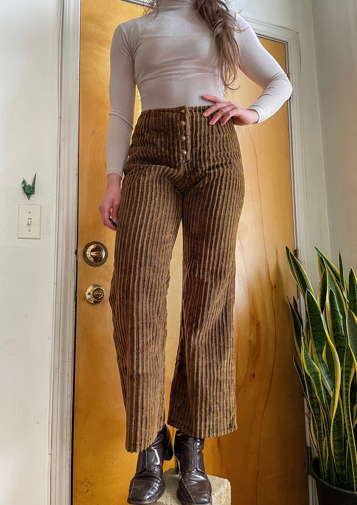 Late 60s Wide Wale Corduroy Kick Flares (26-27”W)