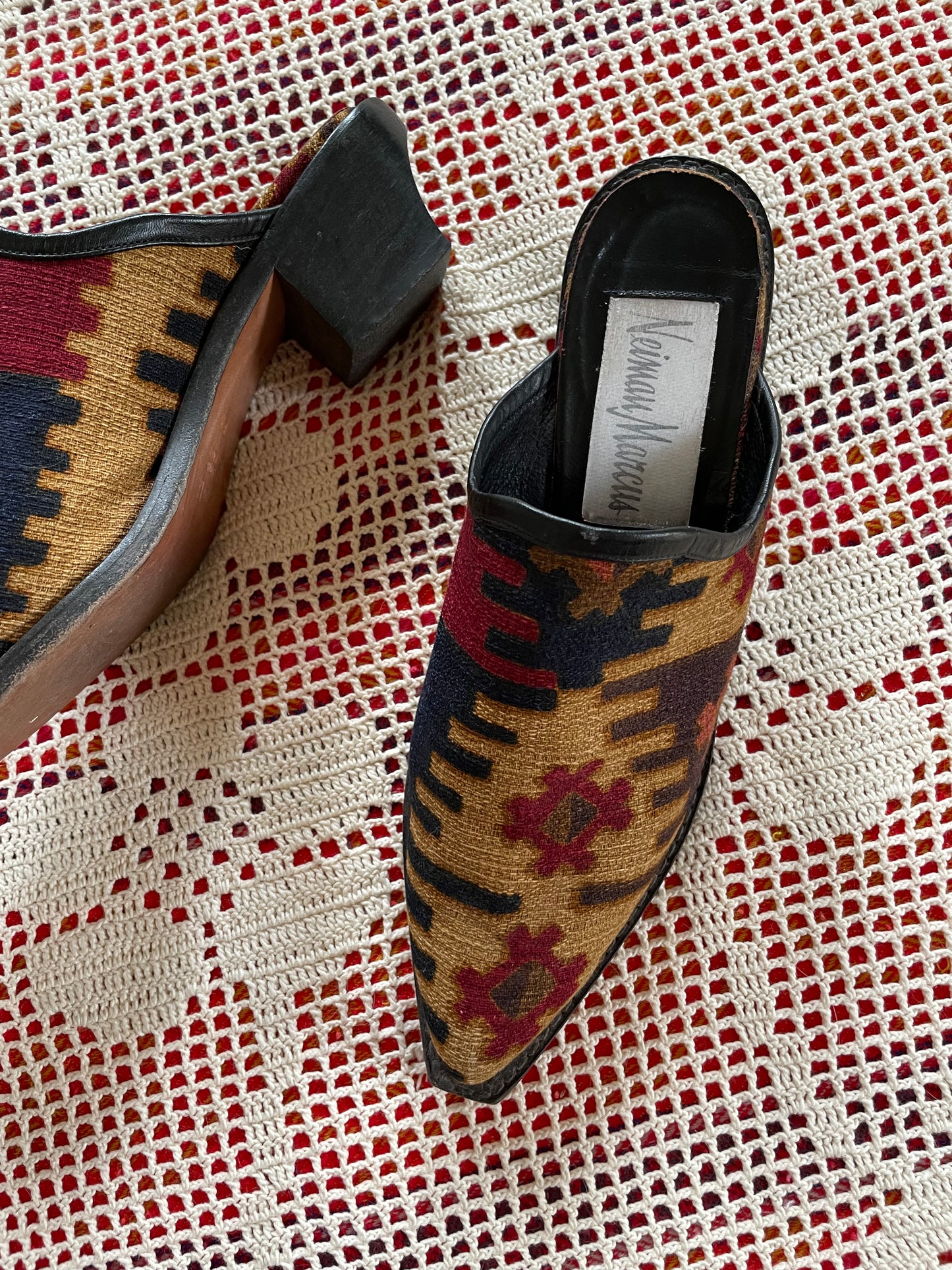 Rare Vintage Neiman Marcus Tapestry Mules (9.5)