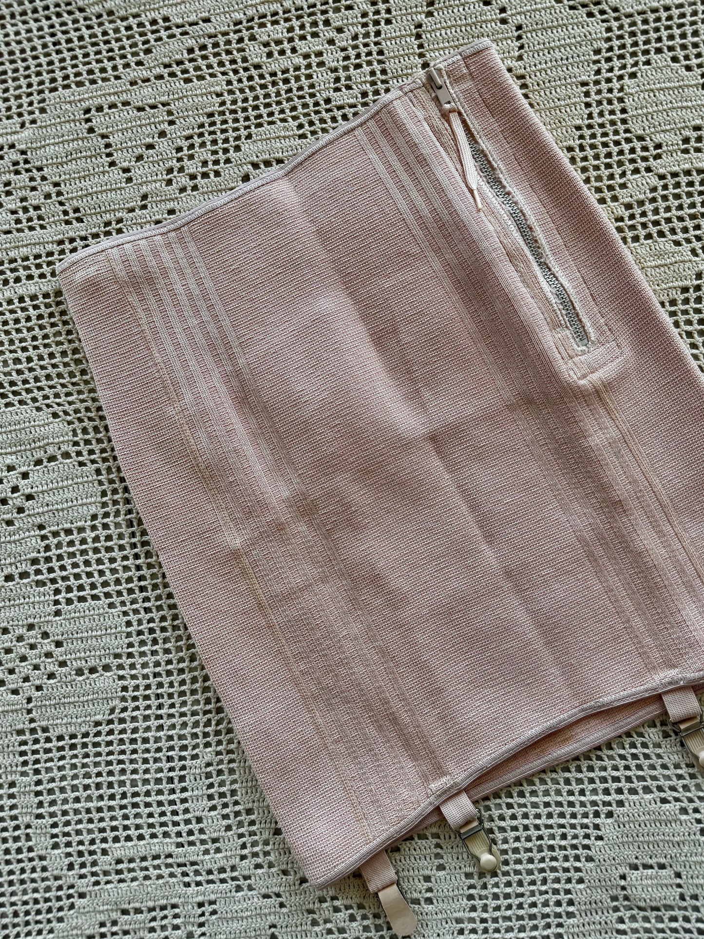 50s Blush Pink Stretchy Girdle Skirt (XS/S)